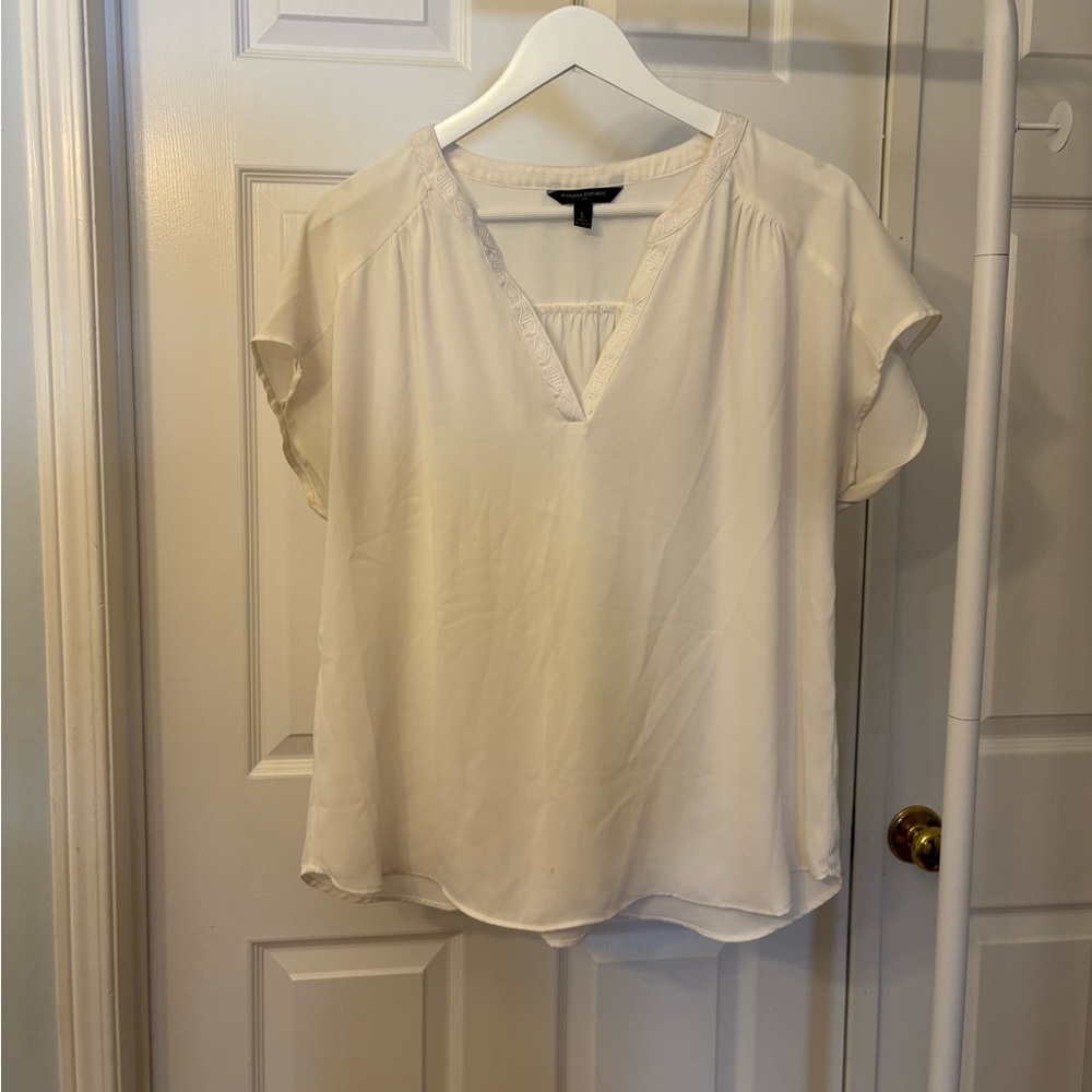 Banana Republic White Short Sleeve Blouse Size Large - Picture 3 of 11